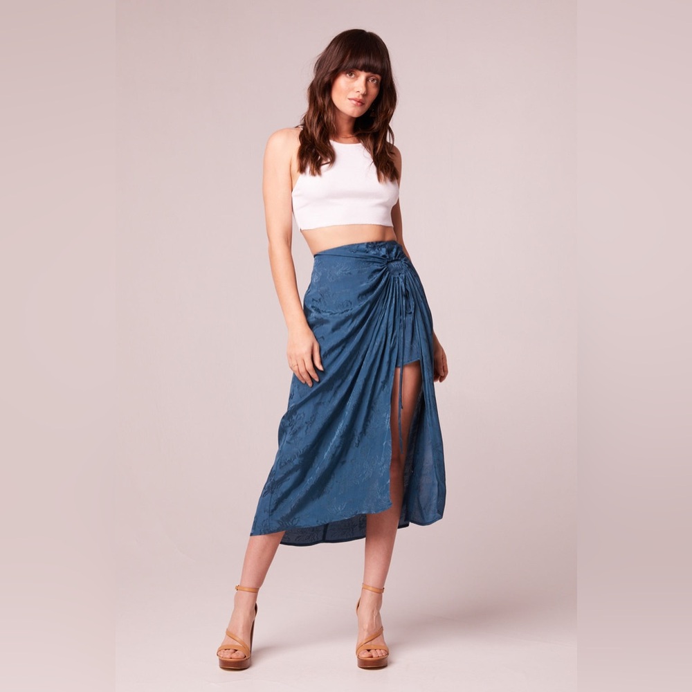 NWT band‎ of the free CELENE DEEP TEAL LAYERED MIDI SKIRT